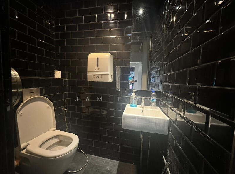 Keong Saik Road, Keong Saik Road, Chinatown / Tanjong Pagar, 1,270 sqft, Shop / Shophouse For Rent, by Jamie Ng, 25009857 - CommercialGuru.com.sg