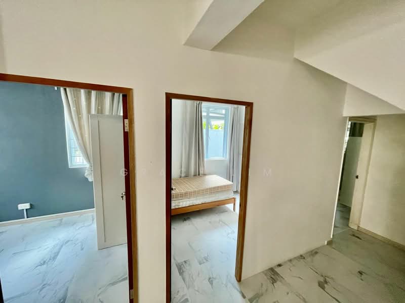 Jalan Elok, Jalan Elok, 6 Bedrooms, 3,000 sqft, Corner Terrace For Rent, by Grace Lim, 25010933 - PropertyGuru.com.sg