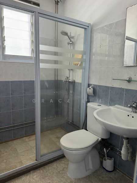 Jalan Elok, Jalan Elok, 6 Bedrooms, 3,000 sqft, Corner Terrace For Rent, by Grace Lim, 25010933 - PropertyGuru.com.sg