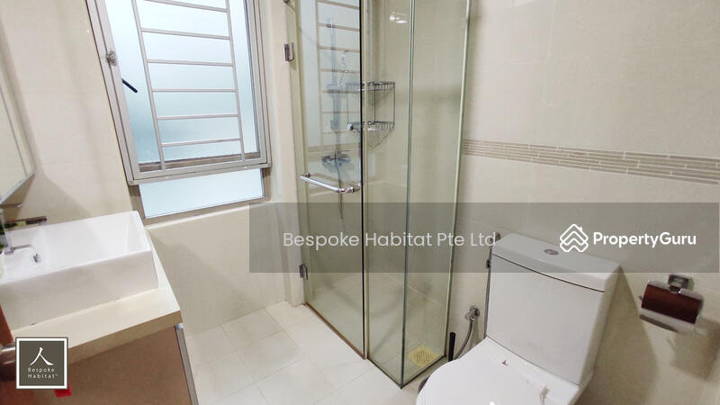 02-01 COMMON BATHROOM