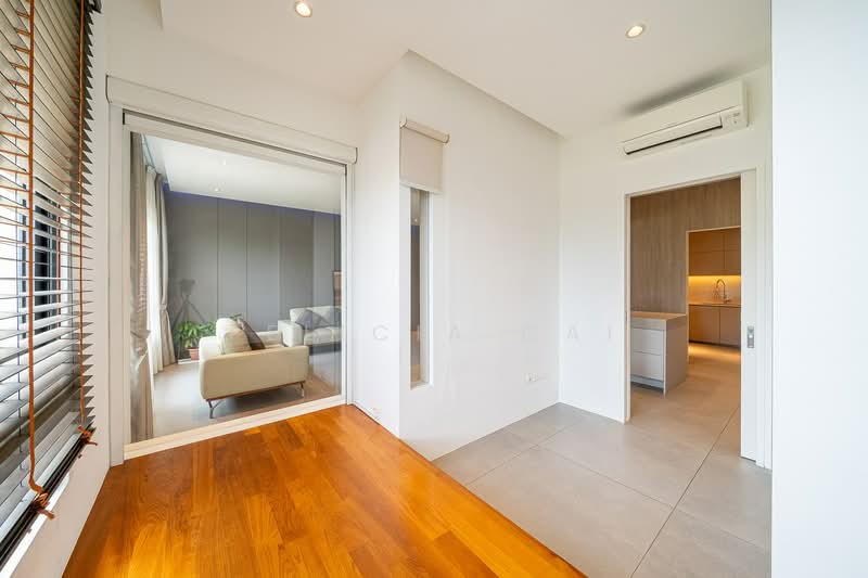 Haig Court, 156 Haig Road, 3 Bedrooms, 1,399 sqft, Condominium For Rent, by Felicia Cai, 25011687 - PropertyGuru.com.sg