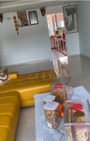 250 Bukit Batok East Avenue 5, 250 Bukit Batok East Avenue 5, Room Rental, 250 sqft, HDB Flat For Rent, by Janet Chong, 25012136 - PropertyGuru.com.sg