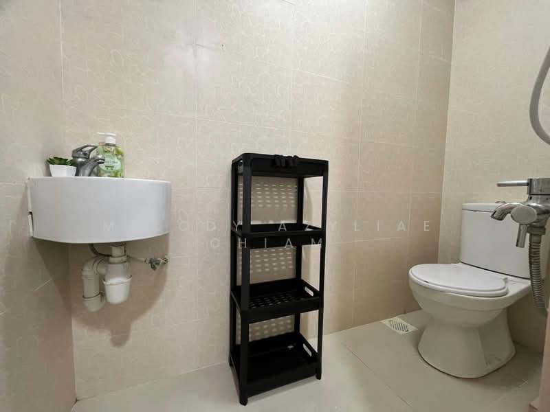 The Blossomvale, 900 Dunearn Road, Room Rental, 1,464 sqft, Condominium For Rent, by Melody Azyliae Chiam, 25012431 - PropertyGuru.com.sg