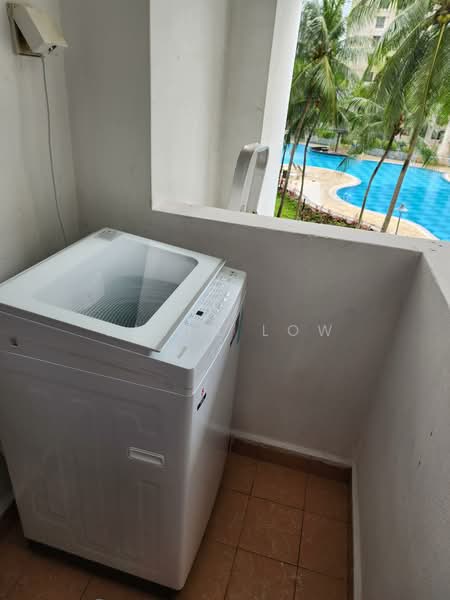 Aquarius By The Park, 11 Bedok Reservoir View, 2 Bedrooms, 893 sqft, Condominium For Rent, by Alvin Low, 25013013 - PropertyGuru.com.sg