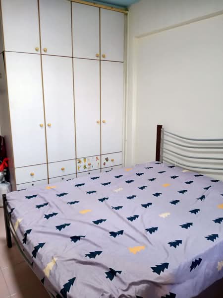 631 Ang Mo Kio Avenue 4, 631 Ang Mo Kio Avenue 4, Room Rental, 350 sqft, HDB Flat For Rent, by Arvind (PN), 25014449 - PropertyGuru.com.sg