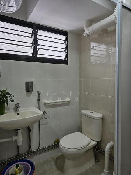 413 Bedok North Avenue 2, 413 Bedok North Avenue 2, Bedok / Upper East Coast, Room Rental, 200 sqft, HDB Flat For Rent, by Vincent Choo, 25015066 - PropertyGuru.com.sg