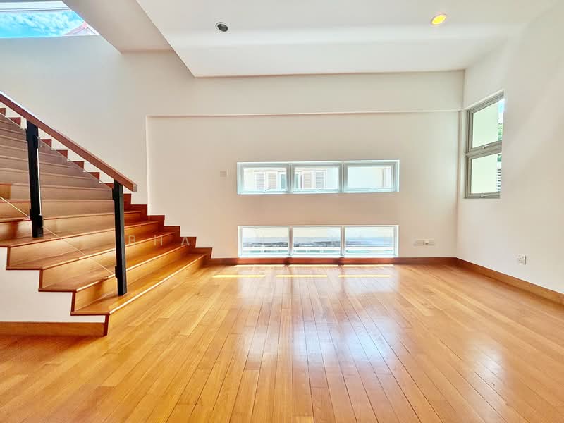 Renovated Bungalow with ALL ensuite rooms + pool + garden, Cotswold Close Braddell Heights Serangoon Gardens, 7 Bedrooms, 6,300 sqft, Bungalow House For Rent, by Bhavina Kaur, 25015809 - PropertyGuru.com.sg