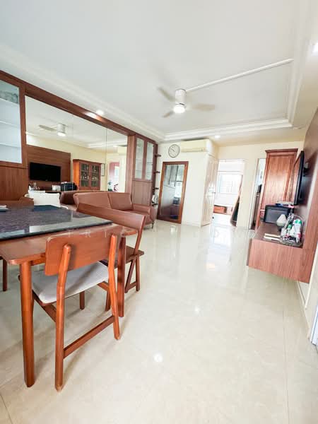 637 Veerasamy Road, 637 Veerasamy Road, Farrer Park / Serangoon Rd, 2 Bedrooms, 786 sqft, HDB Flat For Rent, by Tricia Low, 25016443 - PropertyGuru.com.sg
