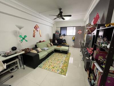 For Rent - 885 Tampines Street 83