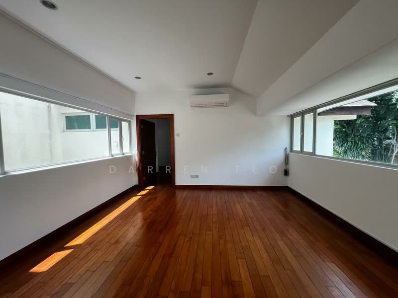 ❤️A Beautiful Namly Estate Semi - Detached near Sixth Ave ❤️, Namly Crescent, 5 Bedrooms, 4,400 sqft, Semi-Detached House For Rent, by Darren Teo, 25018474 - PropertyGuru.com.sg