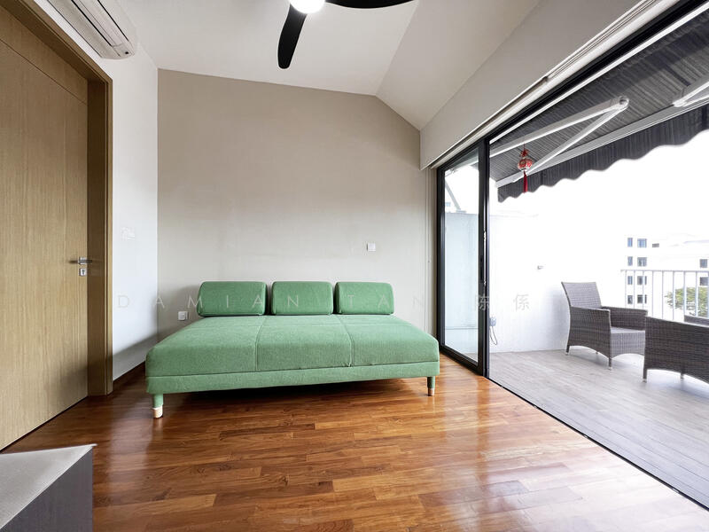 Junior Master Bedroom_02