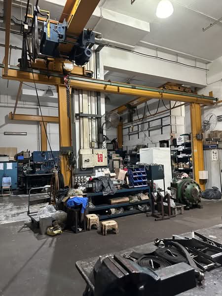 Pioneer Centre, 1 Soon Lee Street, 1,702 sqft, Factory / Workshop (B2) For Rent, by Rina Royale Tan, 25019099 - CommercialGuru.com.sg