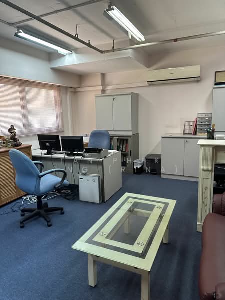Pioneer Centre, 1 Soon Lee Street, 1,702 sqft, Factory / Workshop (B2) For Rent, by Rina Royale Tan, 25019099 - CommercialGuru.com.sg