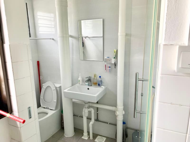 354 Yishun Ring Road, 354 Yishun Ring Road, Room Rental, 107 sqft, HDB Flat For Rent, by Varien Thang Toon Lim, 25019474 - PropertyGuru.com.sg
