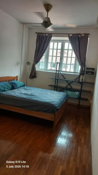 Sennett Estate Potong Pasir, Mulberry Avenue, Room Rental, 250 sqft, Terraced House For Rent, by Jessie Low, 25020347 - Queen Sized bed - PropertyGuru.com.sg