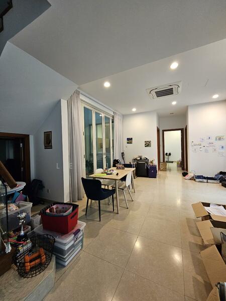 NAMLY CRESCENT, Namly Crescent, 6 Bedrooms, 4,500 sqft, Semi-Detached House For Rent, by Lee Irene, 25020776 - PropertyGuru.com.sg