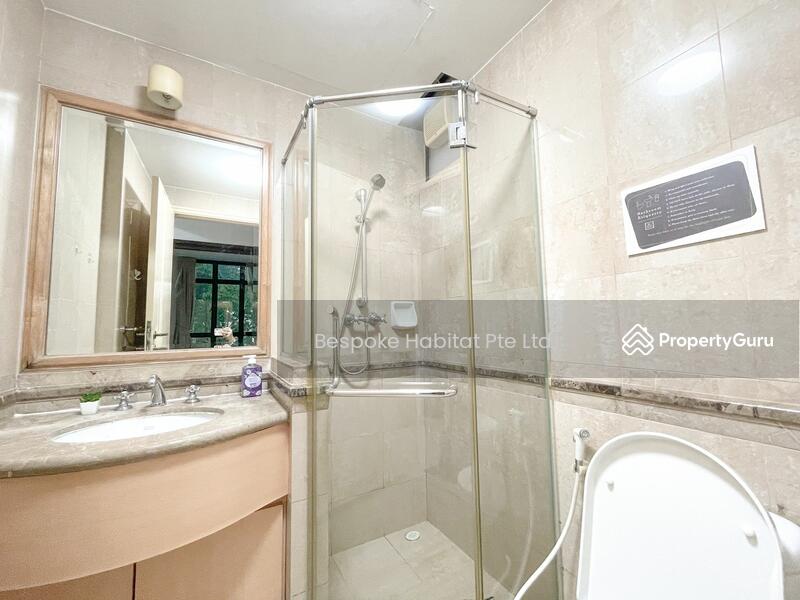 Common bathroom 