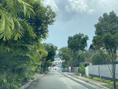 For Sale - I ❤️SUNSET.RARE COTTAGE-LIKE HOUSE WITH PATIO. SUIT REBUILD ☎️JEAN 93571119