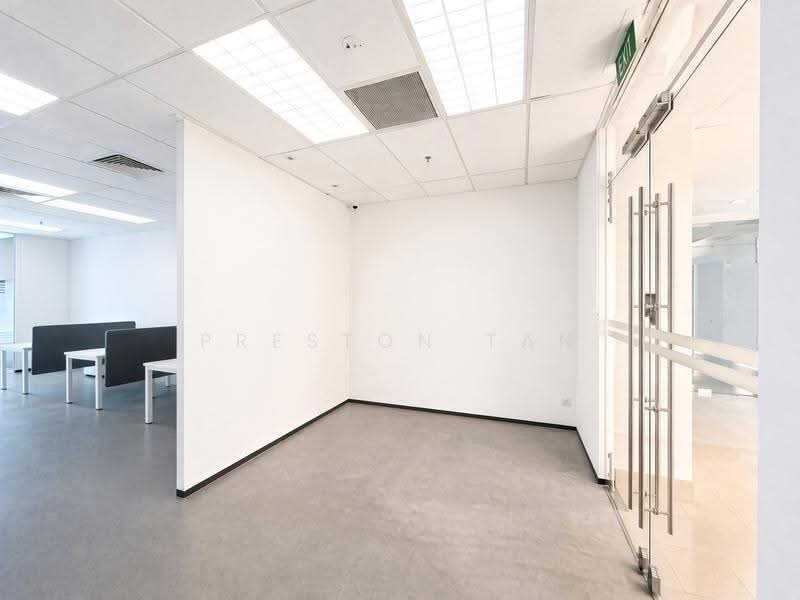 Sif Building, 96 Robinson Road, Boat Quay / Raffles Place / Marina, 1,299 sqft, Office For Rent, by Preston Tan, 25022679 - Entrance - CommercialGuru.com.sg
