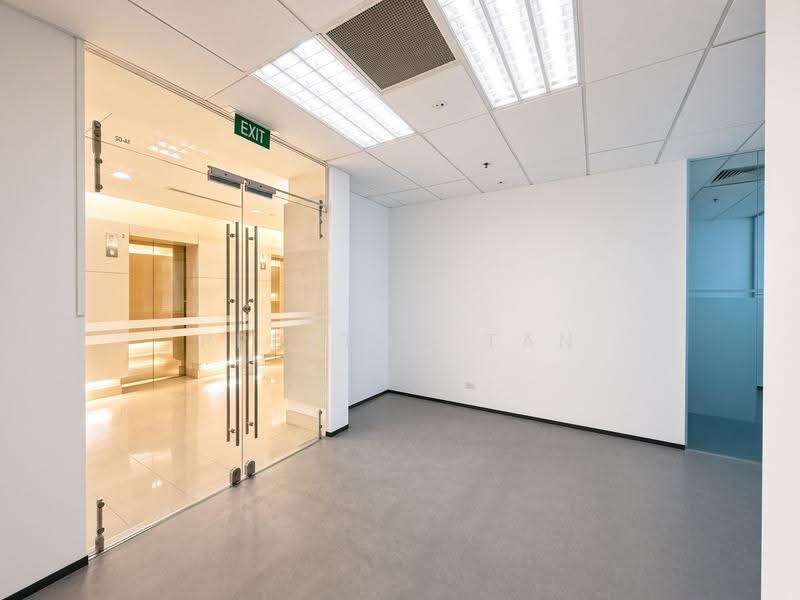 Sif Building, 96 Robinson Road, Boat Quay / Raffles Place / Marina, 1,299 sqft, Office For Rent, by Preston Tan, 25022679 - Entrance - CommercialGuru.com.sg