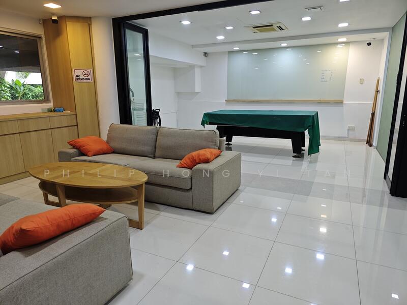 Lounge, billiard room