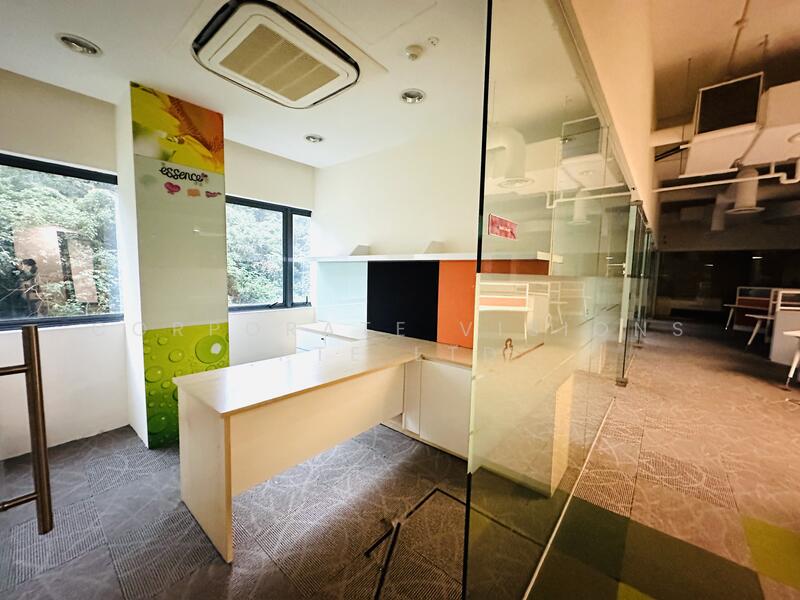 FURNISHED, ex-MNC Office with work-stations. FREE for Takeover. 8 mins walk MRT, Size: 3000, 5000~9000, 12000 sqft. CONTACT: 65-96881177, Buona Vista / West Coast / Clementi New Town, 4,700 sqft, Business / Science Park For Rent, by ADRIAN, 25023429 - Well fitted. No Takeover fees - CommercialGuru.com.sg