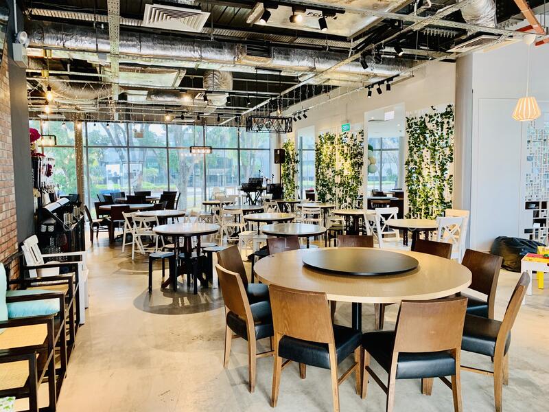 FURNISHED, ex-MNC Office with work-stations. FREE for Takeover. 8 mins walk MRT, Size: 3000, 5000~9000, 12000 sqft. CONTACT: 65-96881177, Buona Vista / West Coast / Clementi New Town, 4,700 sqft, Business / Science Park For Rent, by ADRIAN, 25023429 - Full amenities - CommercialGuru.com.sg