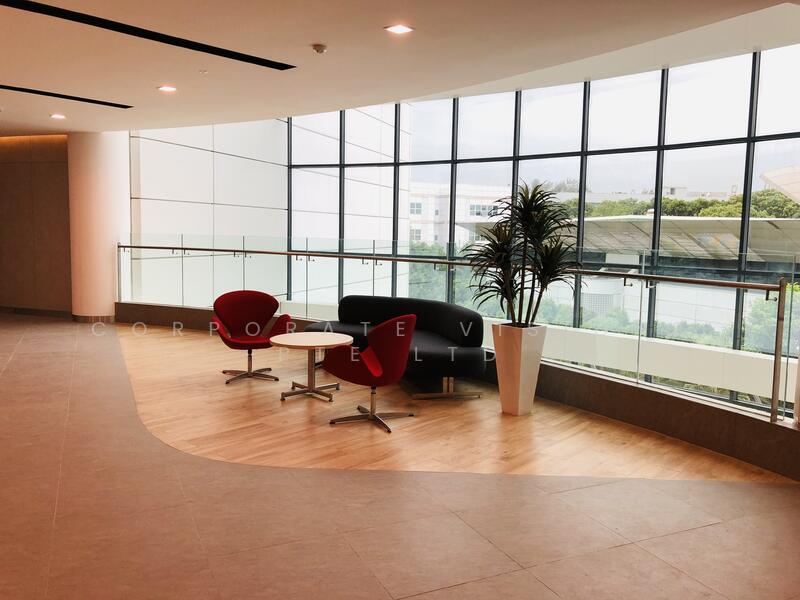 FURNISHED, ex-MNC Office with work-stations. FREE for Takeover. 8 mins walk MRT, Size: 3000, 5000~9000, 12000 sqft. CONTACT: 65-96881177, Buona Vista / West Coast / Clementi New Town, 4,700 sqft, Business / Science Park For Rent, by ADRIAN, 25023429 - Common area - CommercialGuru.com.sg