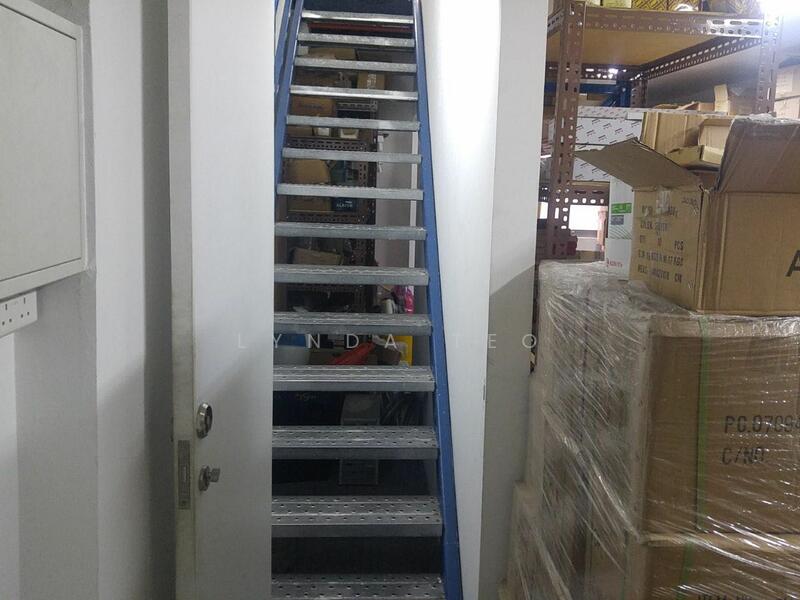 Pioneer Centre, 1 Soon Lee Street, 1,485 sqft, Factory / Workshop (B2) For Sale, by Lynda Teo, 25023639 - CommercialGuru.com.sg