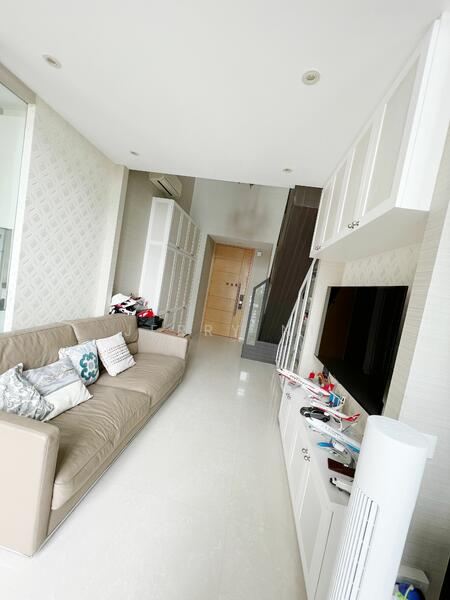 For Sale - The Crest