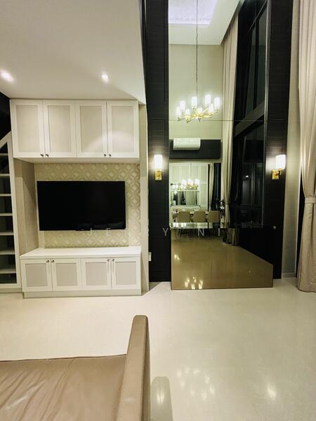 For Sale - The Crest