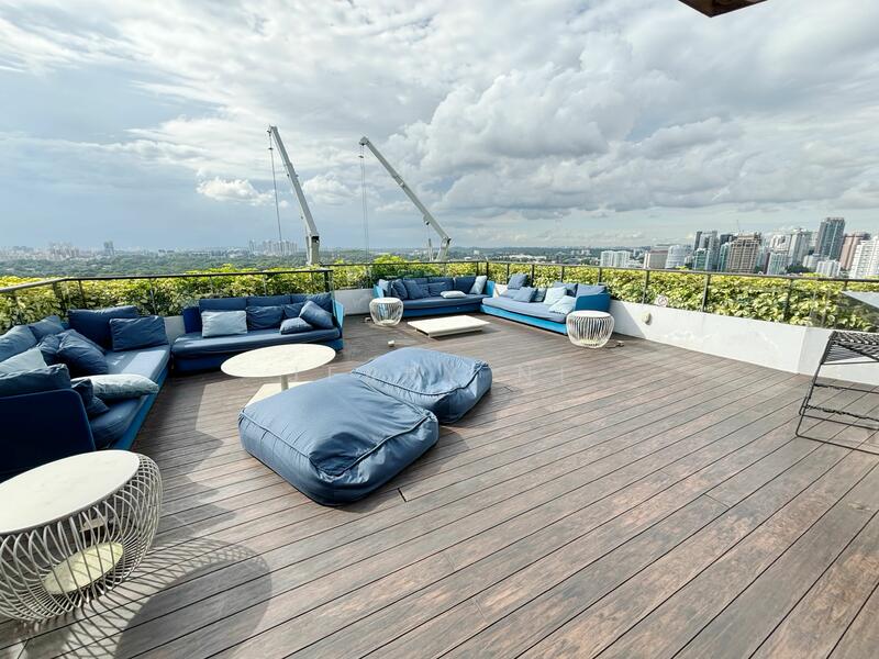 For Sale - The Crest