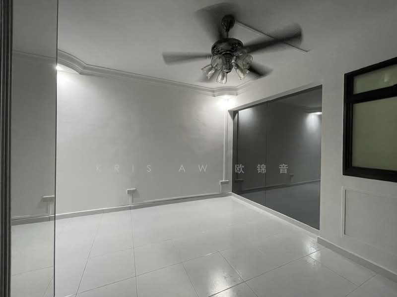 582 Woodlands Drive 16, 582 Woodlands Drive 16, 2 Bedrooms, 1,184 sqft, HDB Flat For Rent, by Kris Aw 欧锦音, 25023816 - PropertyGuru.com.sg
