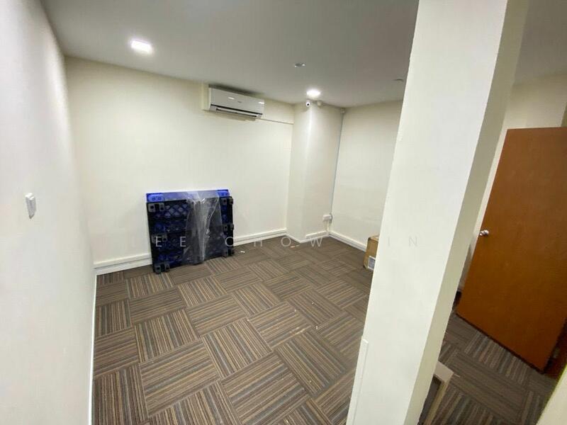 Oxley BizHub, 65 Ubi Road 1, Eunos / Geylang / Paya Lebar, 2,282 sqft, Light Industrial (B1) For Sale, by Lee Chow Yin, 25024027 - CommercialGuru.com.sg