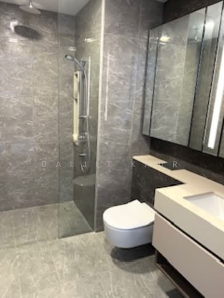 Dairy Farm Residences, 12 Dairy Farm Lane, 2 Bedrooms, 624 sqft, Condominium For Rent, by Daljit Kaur, 25024812 - Modern bathroom - PropertyGuru.com.sg