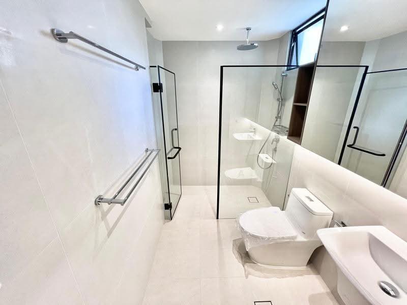 Cashew Heights, 85 Cashew Road, Dairy Farm / Bukit Panjang / Choa Chu Kang, 3 Bedrooms, 1,658 sqft, Condominium For Rent, by Alyssa Koh L X, 25025588 - Bathroom - PropertyGuru.com.sg