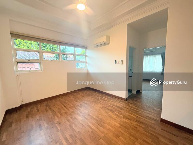 For Rent - Semi-Detached at Greenleaf Road