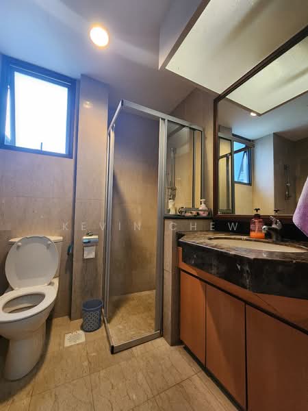 Carissa Park Condo, 4 Flora Drive, 2 Bedrooms, 1,001 sqft, Condominium For Rent, by Kevin Chew, 25026839 - Masters Bathroom - PropertyGuru.com.sg