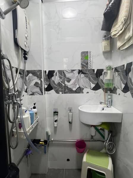 20 Jalan Klinik, 20 Jalan Klinik, Room Rental, 150 sqft, HDB Flat For Rent, by Wee Chye Heng (Alan Wee), 25027049 - PropertyGuru.com.sg