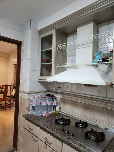 Regent Park, 26 Jalan Lempeng, 2 Bedrooms, 980 sqft, Condominium For Rent, by Lee Christina, 25027260 - PropertyGuru.com.sg