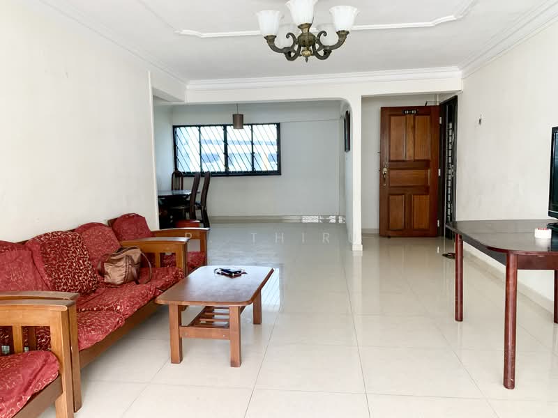 For Rent - 212 Serangoon Avenue 4