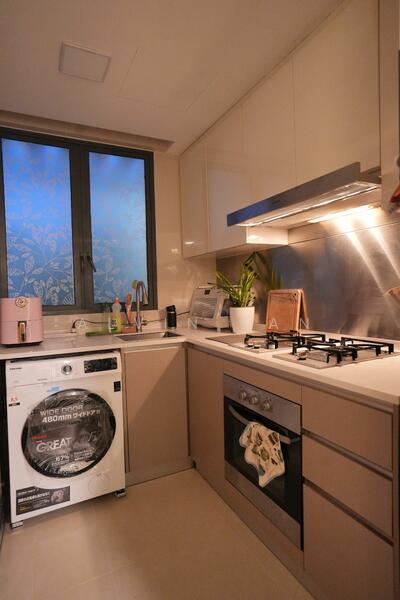 For Rent - Hedges Park Condominium