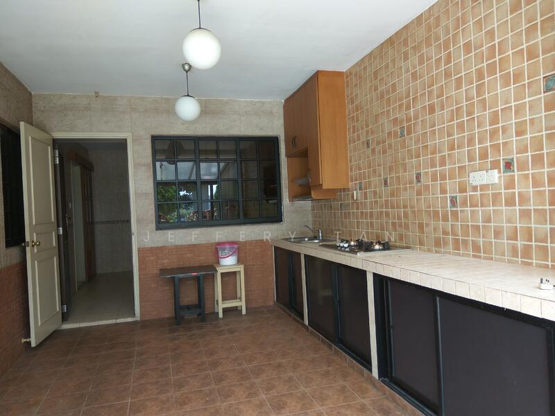 For Rent - Yunnan Gardens