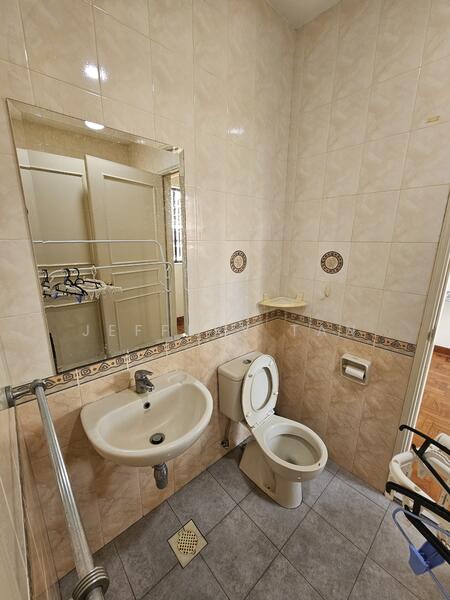 For Rent - Yunnan Gardens