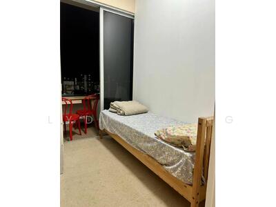 For Rent - De Royale