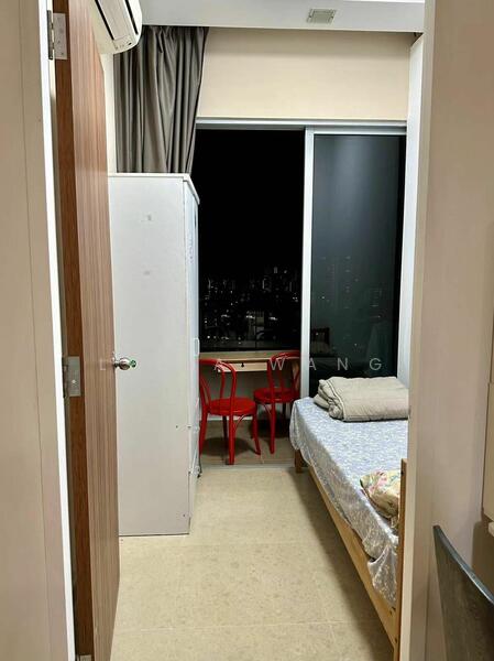 For Rent - De Royale