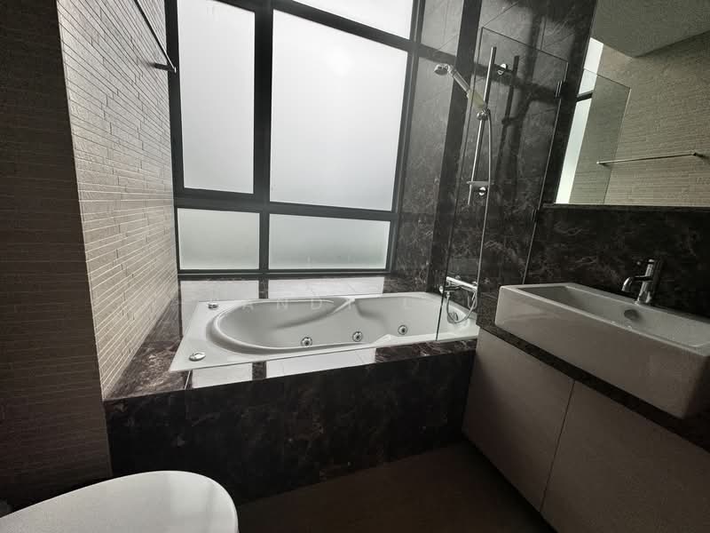 Viz at Holland, 221 Queensway, 3 Bedrooms, 1,109 sqft, Condominium For Rent, by Sandy Lau, 25029853 - PropertyGuru.com.sg