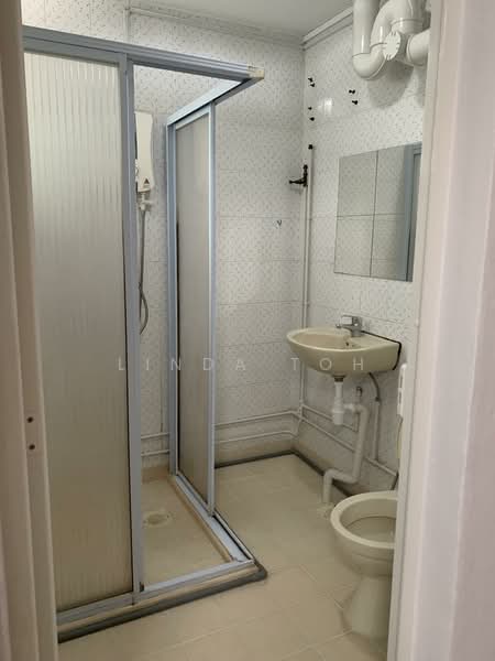 815 Tampines Avenue 4, 815 Tampines Avenue 4, 4 Bedrooms, 1,323 sqft, HDB Flat For Rent, by Linda Toh, 25031478 - PropertyGuru.com.sg