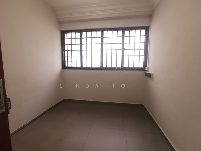 815 Tampines Avenue 4, 815 Tampines Avenue 4, 4 Bedrooms, 1,323 sqft, HDB Flat For Rent, by Linda Toh, 25031478 - 4th Room - PropertyGuru.com.sg