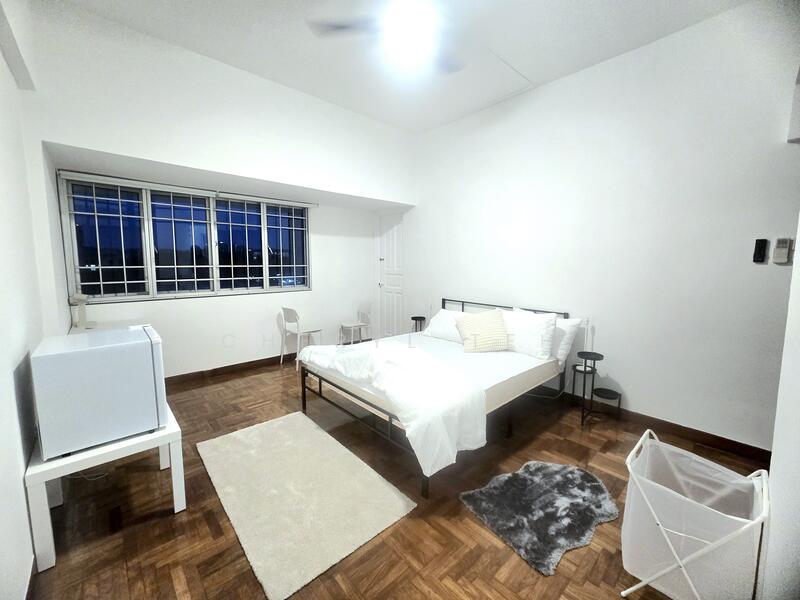 For Rent - Queensway Tower